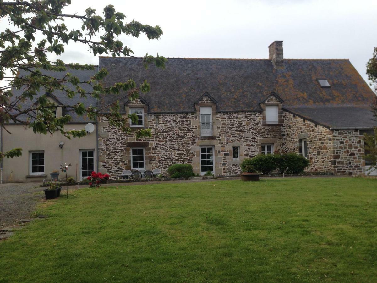 Le Manoir De La Pichardiere Cherrueix Exterior foto